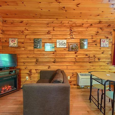 Blue Rose Cabins - Cozy Cabin Logan Dış mekan fotoğraf