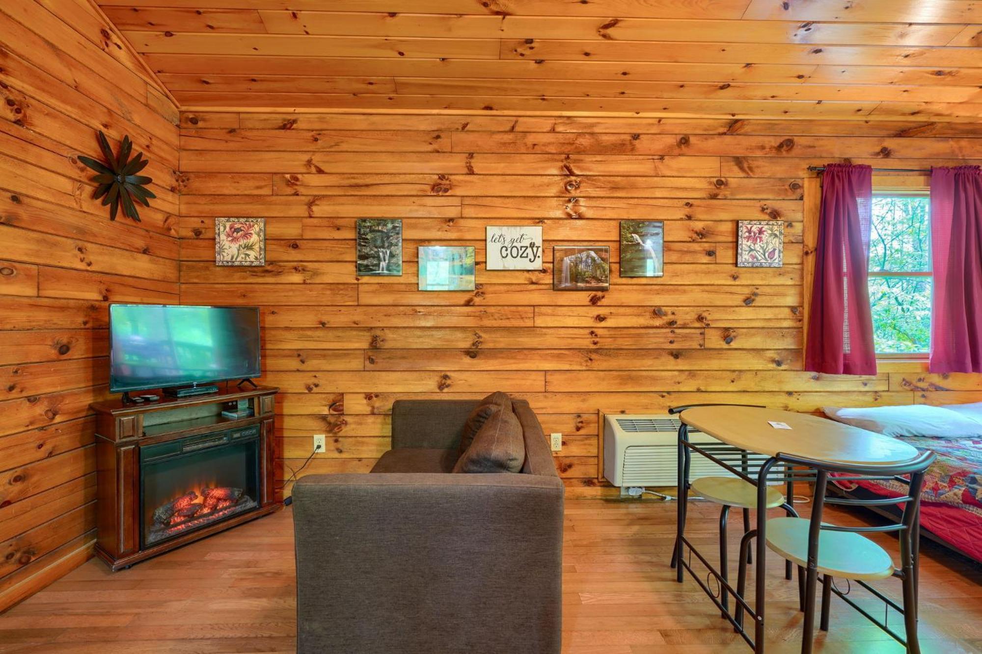 Blue Rose Cabins - Cozy Cabin Logan Dış mekan fotoğraf
