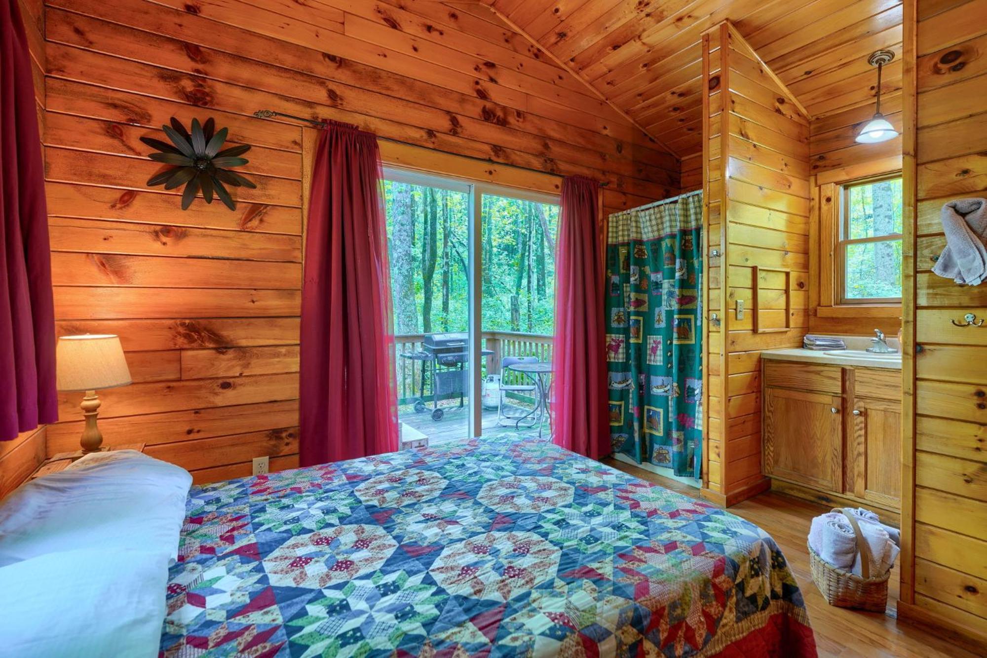 Blue Rose Cabins - Cozy Cabin Logan Dış mekan fotoğraf